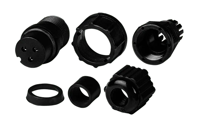 4SIO1K0000016 IP67 Power Plug (3-pin)